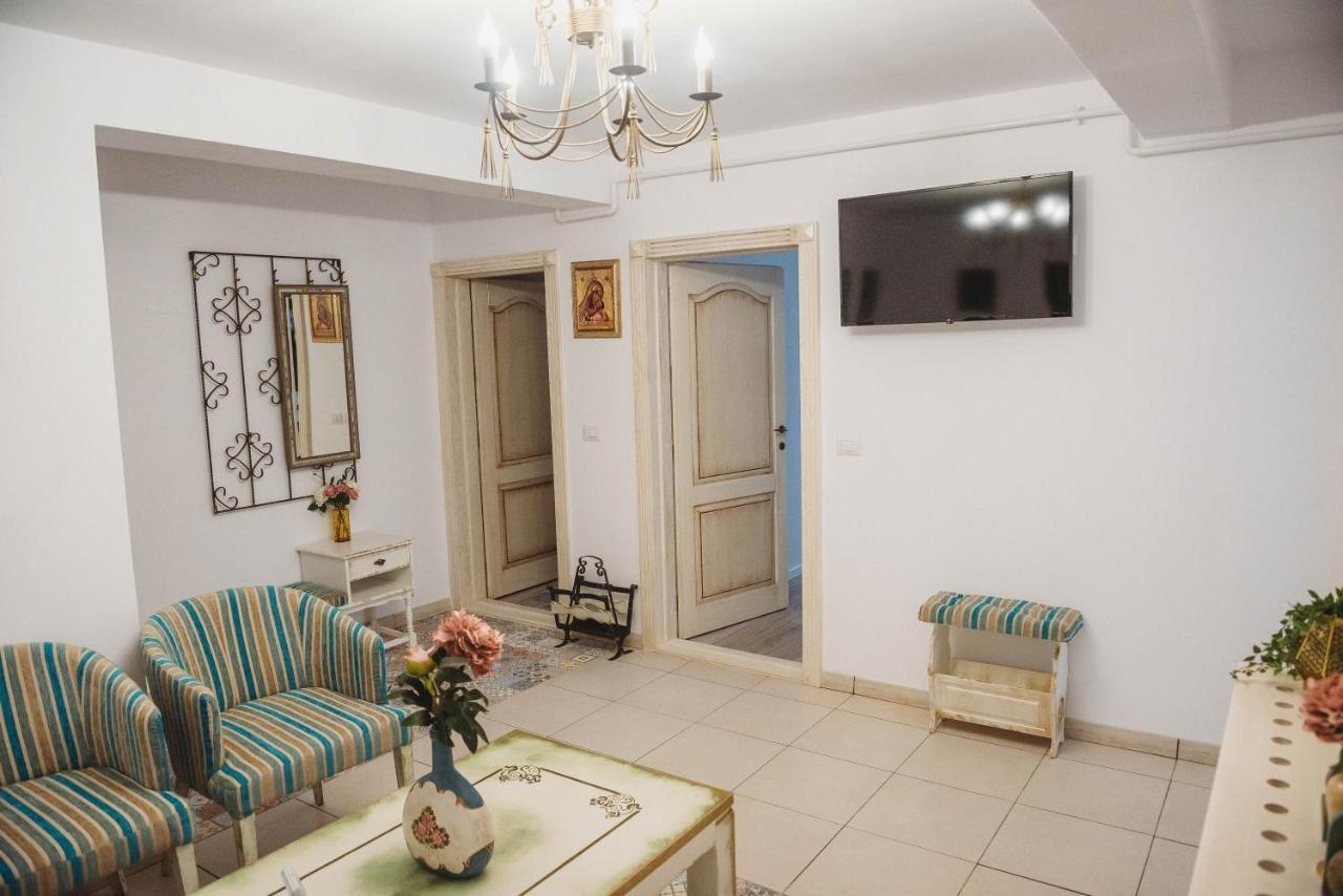 Apartamento La Contessa Targu Neamt Exterior foto